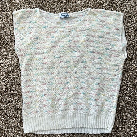 Vintage 70s 80s Brunny Rainbow Shortsleeve Crewneck Sweater - Picture 8 of 12